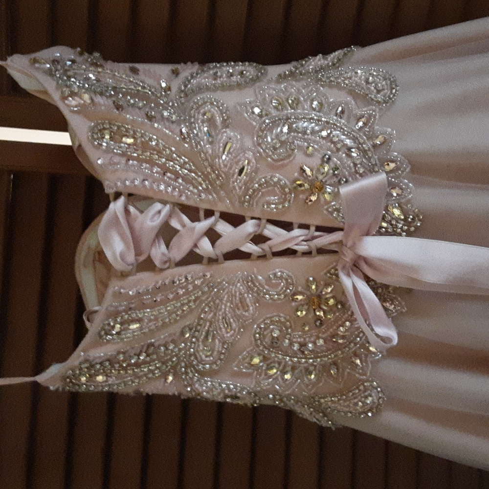 ✨️GLAM STRAPLESS PROM gown✨️ - Picture 5 of 8